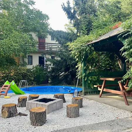 Balatonfoelvari Nyaralo Holiday home Balatonfoldvar