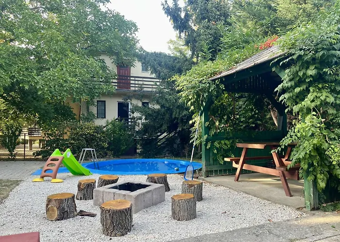 Balatonfoelvari Nyaralo Vakantiehuis Balatonföldvár