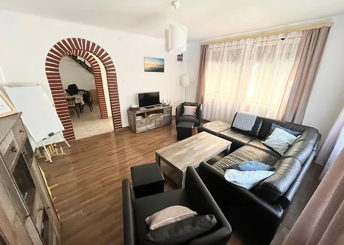 Holiday home Balatonfoelvari Nyaralo